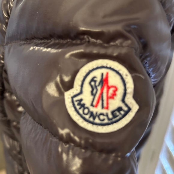 Moncler Brown Down Hooded Puffer Jacket Size XS Designer ~ Luxury ~ Cozy! - Picture 3 of 10
